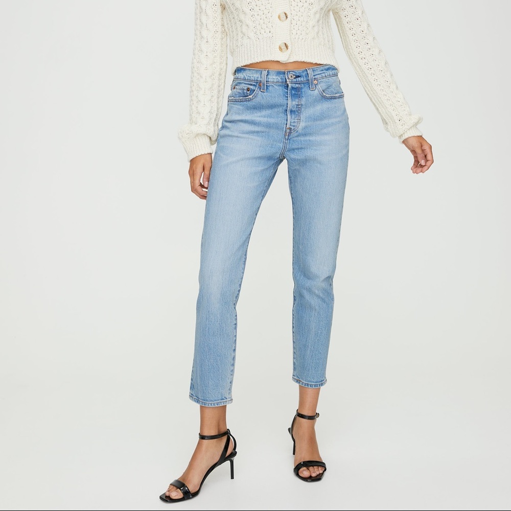 LEVI’S Wedgie Icon - Picture 1 of 4